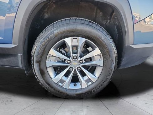 Certified 2025 Chevrolet Equinox LT w/ Convenience Package II image 29