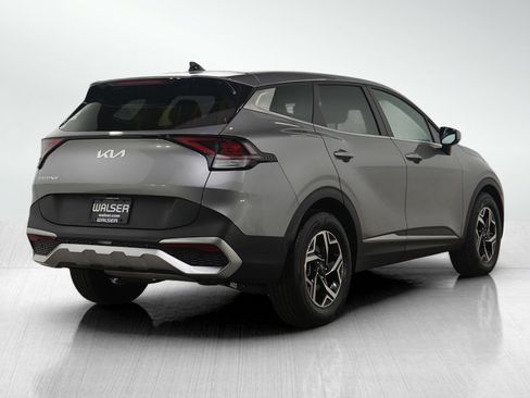 Used 2024 Kia Sportage LX image 7