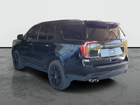 Used 2021 GMC Yukon Denali w/ Denali Premium Package AWD/4WD image 3