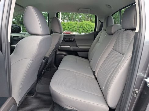 Certified 2023 Toyota Tacoma SR5 w/ Technology Package AWD/4WD image 10