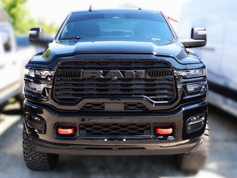 Used 2025 RAM 2500 Big Horn AWD/4WD image 6