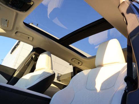 Used 2024 Lexus RX 350 image 43