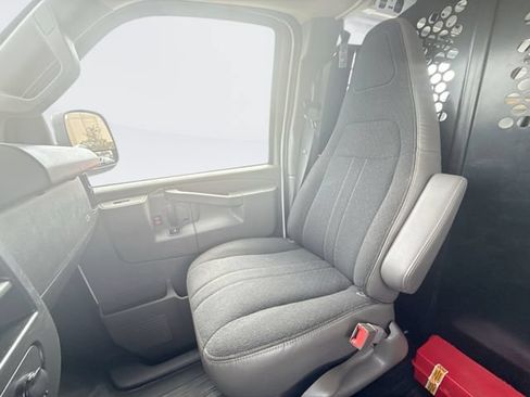 Used 2025 GMC Savana 2500 w/ Driver Convenience Package RWD image 25