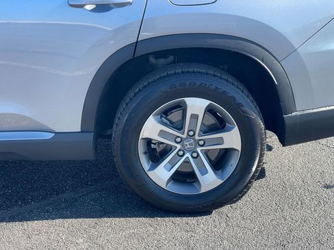 Used 2023 Honda Pilot EX-L image 39