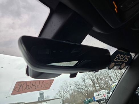 Used 2023 Chevrolet Traverse RS w/ LPO, Floor Liner Package image 19