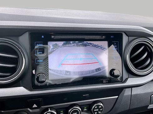 Used 2019 Toyota Tacoma TRD Off-Road AWD/4WD image 24