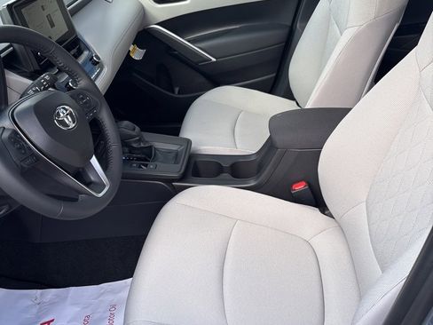 New 2026 Toyota Corolla Cross LE image 19