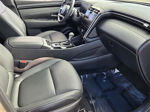 Certified 2023 Hyundai Santa Cruz SEL Premium image 16