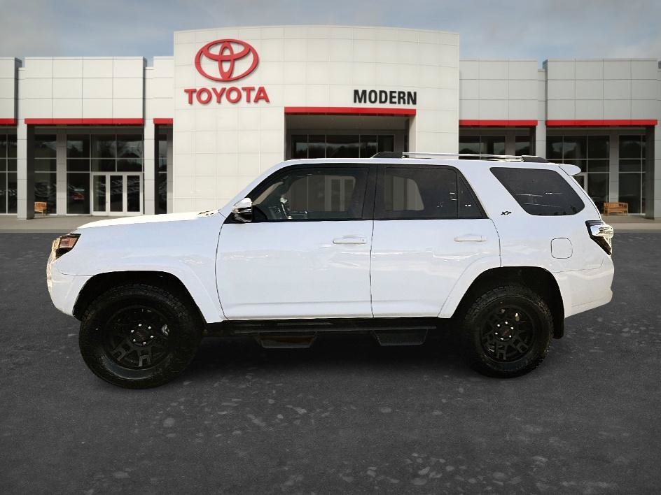 Certified 2024 Toyota 4Runner SR5 Premium w/ Moonroof Package AWD/4WD image 8