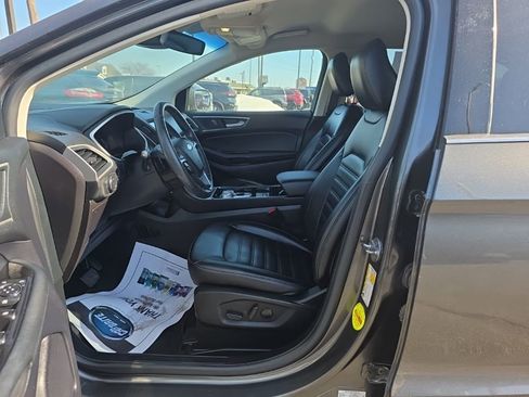 Used 2020 Ford Edge SEL w/ Convenience Package image 6