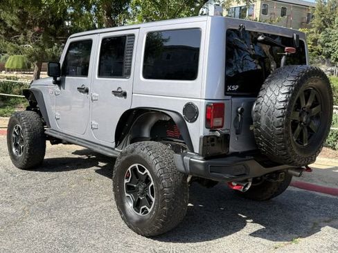 Used 2016 Jeep Wrangler Unlimited Rubicon AWD/4WD image 2