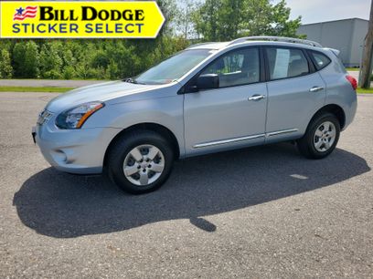 Used 2015 Nissan Rogue S w/ Convenience Package