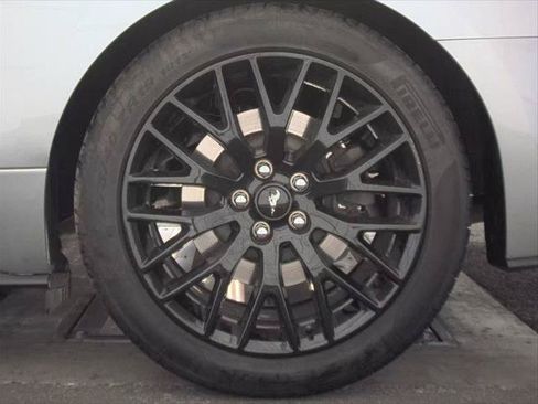 Used 2021 Ford Mustang GT Premium w/ GT Performance Package RWD image 19