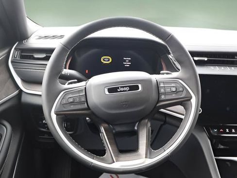 New 2026 Jeep Grand Cherokee L Limited AWD/4WD image 14