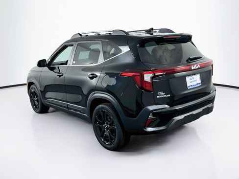 Used 2024 Kia Seltos X-Line AWD/4WD image 7