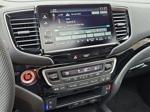 New 2026 Honda Ridgeline Black Edition image 12