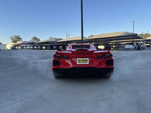 Used 2023 Chevrolet Corvette Stingray Premium Conv w/ Z51 Performance Package image 4