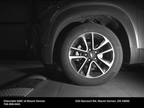 Used 2025 Chevrolet TrailBlazer LT AWD/4WD image 11