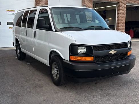 Used 2017 Chevrolet Express 2500 LS image 7
