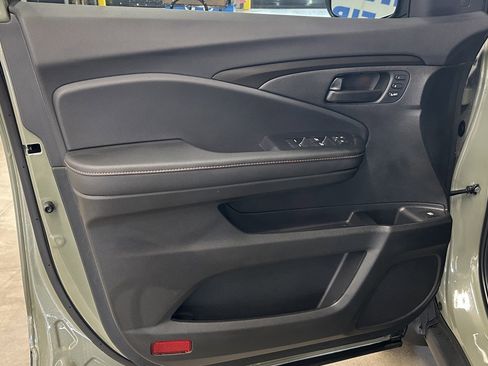 Used 2026 Honda Ridgeline TrailSport image 11