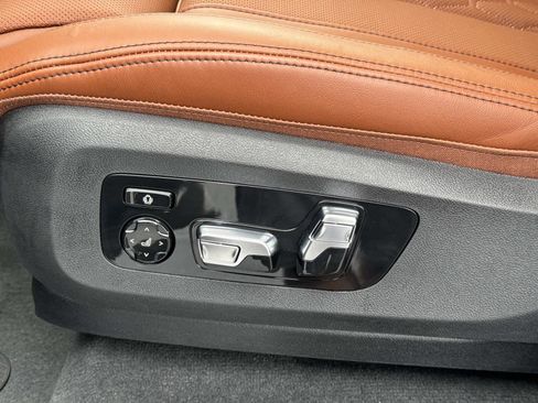 New 2026 BMW X5 sDrive40i w/ M Sport Package image 21