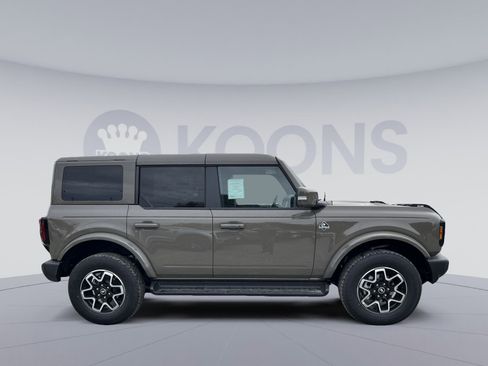 New 2025 Ford Bronco Outer Banks image 8