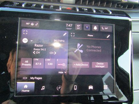 Used 2024 Jeep Grand Cherokee Altitude AWD/4WD image 31