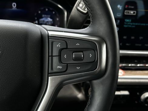 Used 2025 Chevrolet Silverado 1500 LT RWD image 16