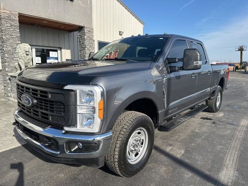 Used 2023 Ford F250 XL w/ XL Off-Road Package image 2