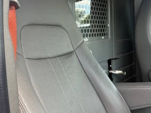 Used 2015 Chevrolet Express 2500 RWD image 63