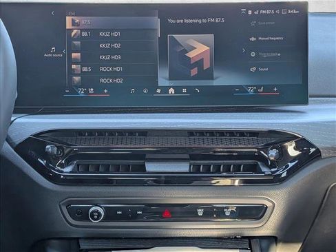 New 2026 BMW 330i Sedan w/ Premium Package image 12