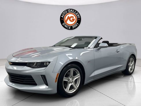 Used 2018 Chevrolet Camaro LT image 11