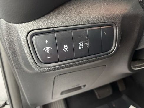 Used 2024 Kia Soul LX w/ Option Group 015 image 31