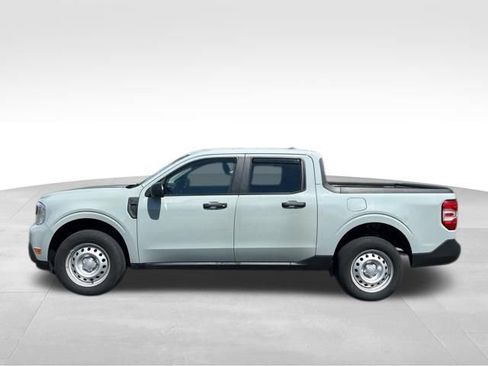 Used 2024 Ford Maverick XL image 3