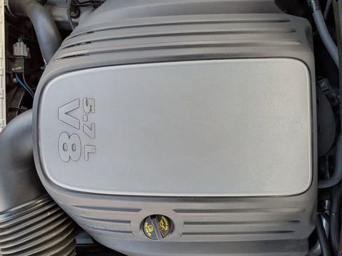 Used 2023 Dodge Challenger R/T w/ Blacktop Package image 31