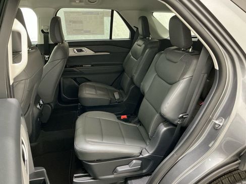New 2026 Ford Explorer Active w/ Active Comfort Package image 20