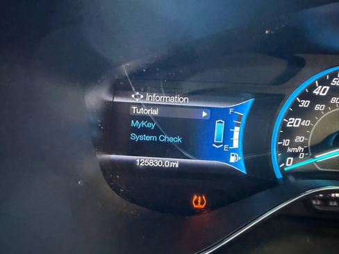 Used 2016 Ford C-MAX SE w/ Interior Protection Package image 11