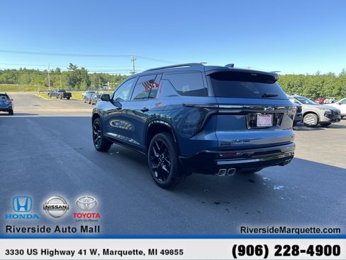 Used 2026 Chevrolet Traverse RS w/ LPO, Floor Liner Package AWD/4WD image 6