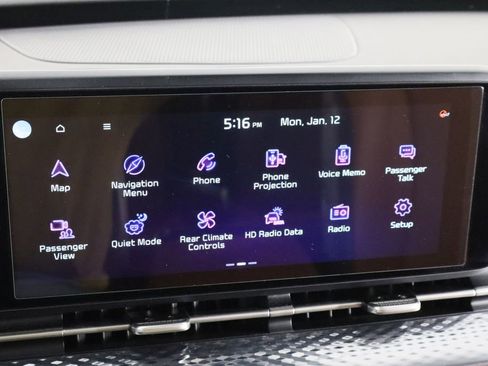 Used 2022 Kia Carnival SX Prestige image 35