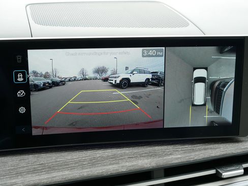 Used 2025 Hyundai Santa Fe Limited image 26