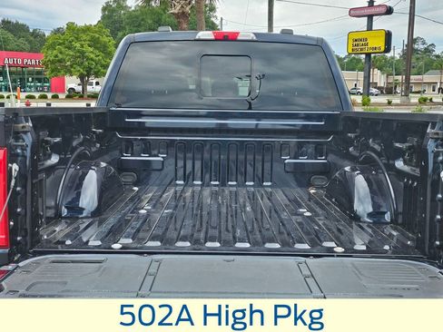Used 2022 Ford F150 Lariat w/ Equipment Group 502A High AWD/4WD image 17