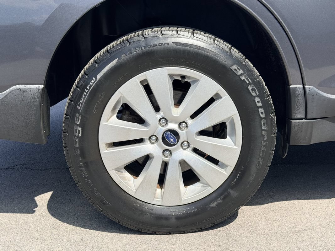 Used 2018 Subaru Outback 2.5i Premium AWD/4WD image 29