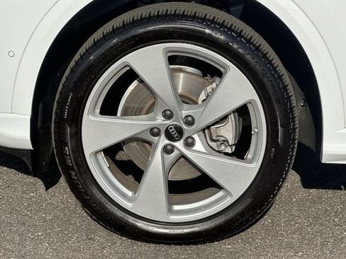 Used 2025 Audi Q5 Premium Plus w/ Premium Plus AWD/4WD image 10