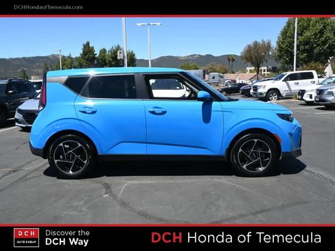 Used 2023 Kia Soul EX FWD image 5