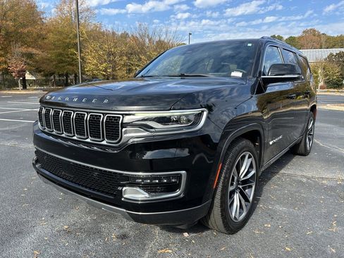 Used 2022 Jeep Wagoneer Series III w/ Premium Group I image 68