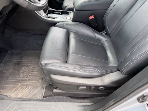 Used 2022 Subaru Ascent Limited w/ Technology Package AWD/4WD image 23