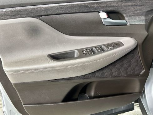 Used 2020 Hyundai Santa Fe SEL image 11