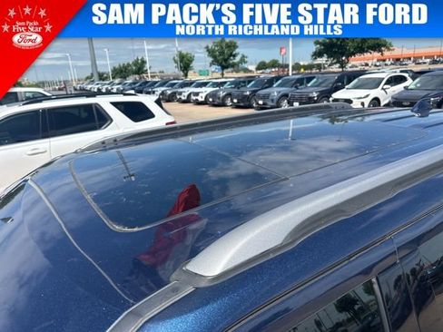 Used 2016 Ford Explorer XLT w/ Equipment Group 202A image 12