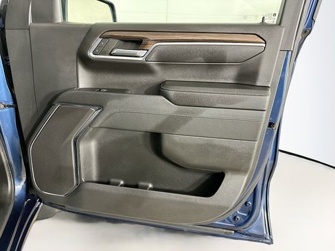 Used 2023 Chevrolet Silverado 1500 LT image 31