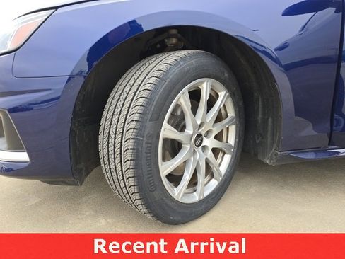 Used 2023 Audi A4 2.0T Premium w/ Convenience Package image 10